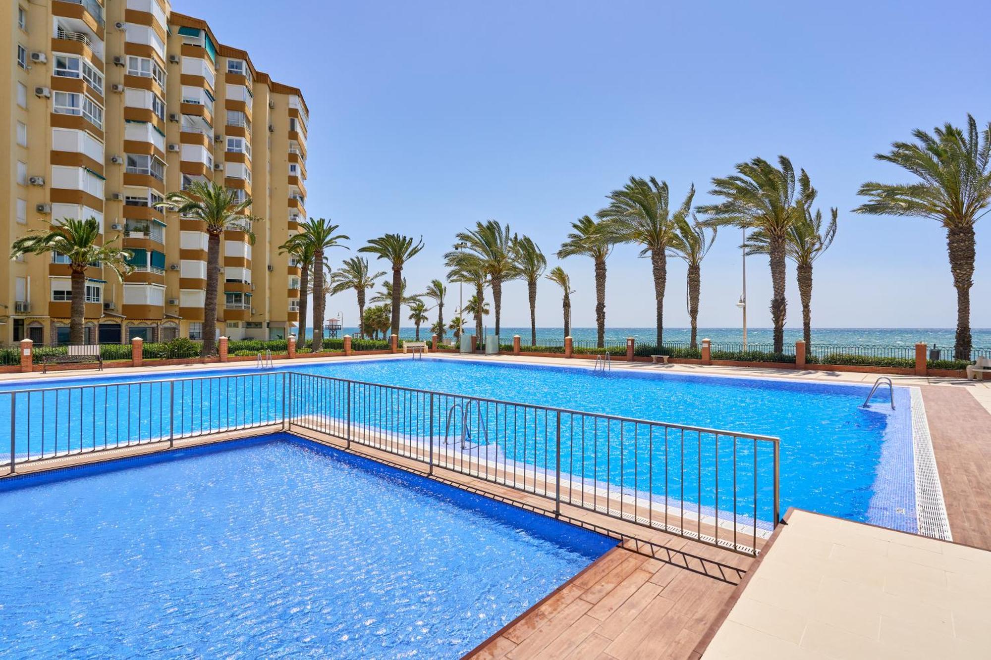 Apartamento primera linea playa Algarrobo Costa Exterior foto