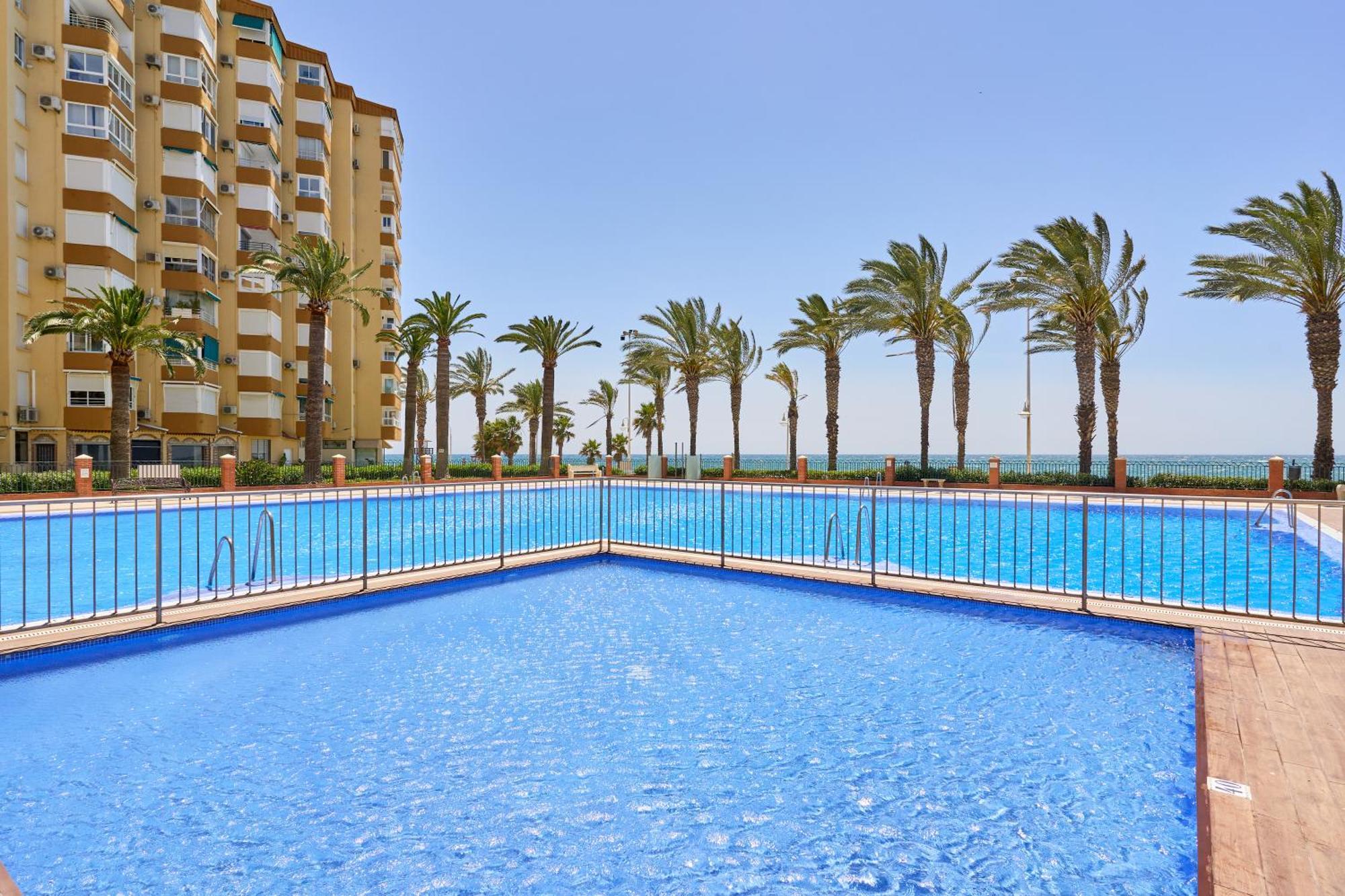 Apartamento primera linea playa Algarrobo Costa Exterior foto