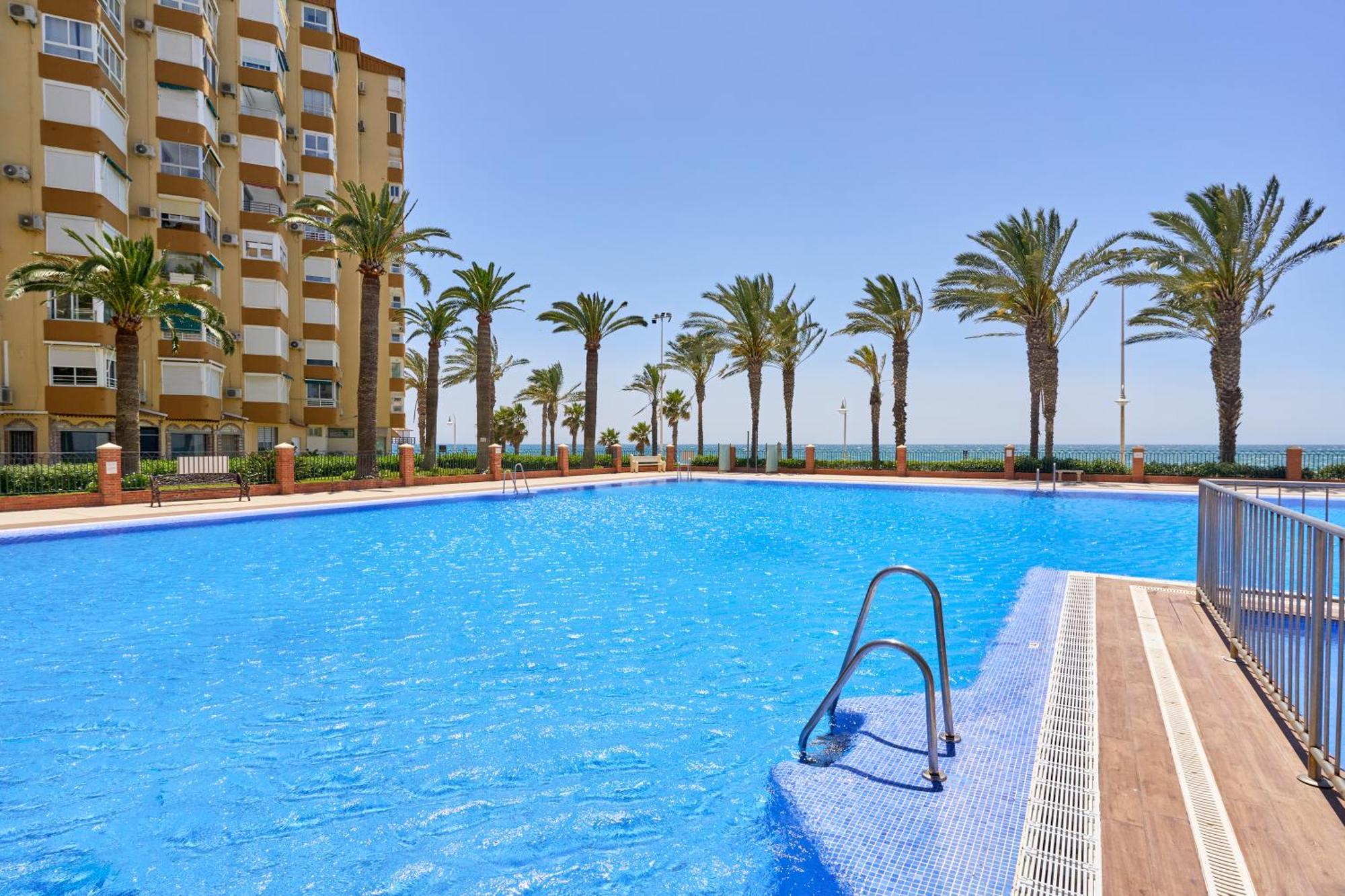 Apartamento primera linea playa Algarrobo Costa Exterior foto